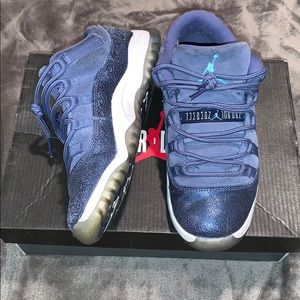Low top Jordan 11s